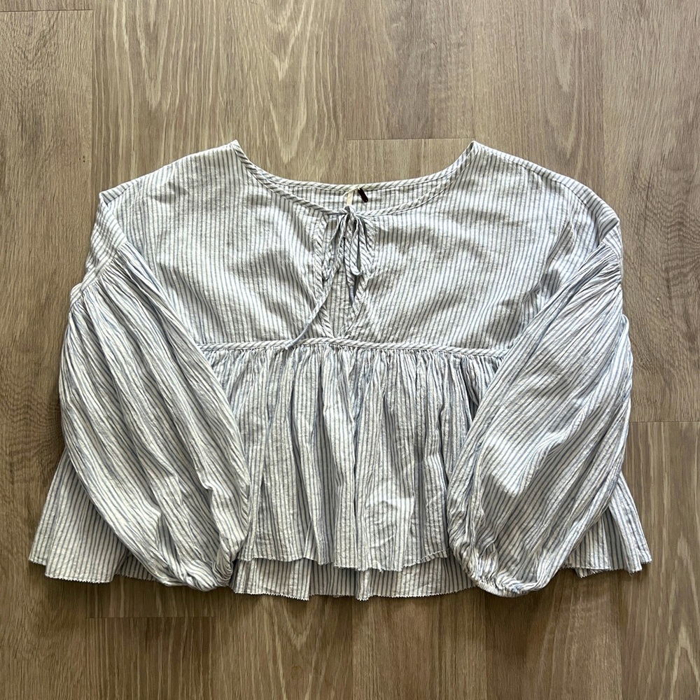 Free People Beaumont Mews Cropped Peasant Top, White & light blue stripe, Size M